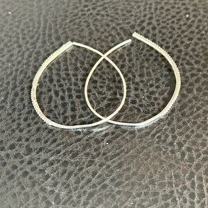 Silpada Silver Hoop Earrings Elegant Design